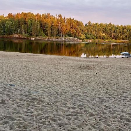 Attraktiv & Smart Funkishytte Pa Nes Strandhager. Årnes Exterior foto