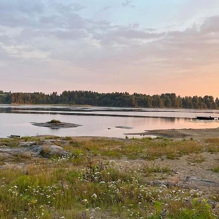 Attraktiv & Smart Funkishytte Pa Nes Strandhager. Årnes Exterior foto